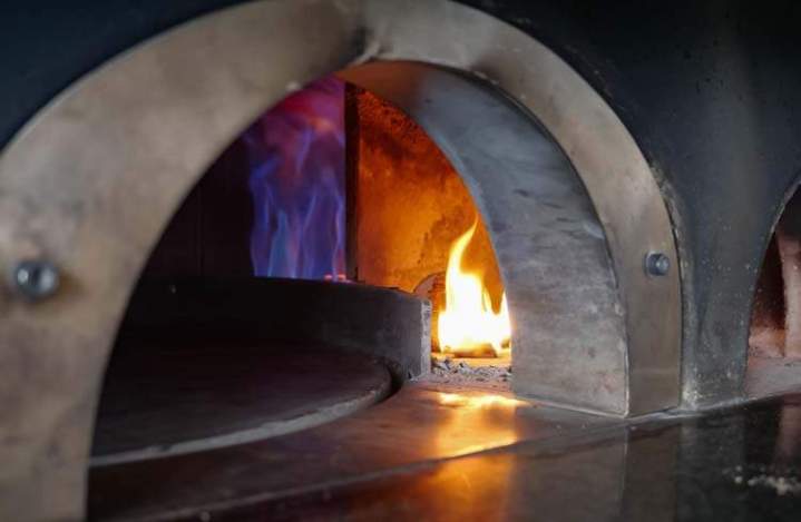 Pizza au feu de bois Argenteuil